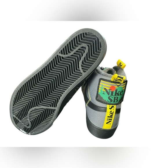 Nike SB Zoom Blazer Mid Cool Grey Oregon Yellow Green Acclimate - Picture 5 of 5